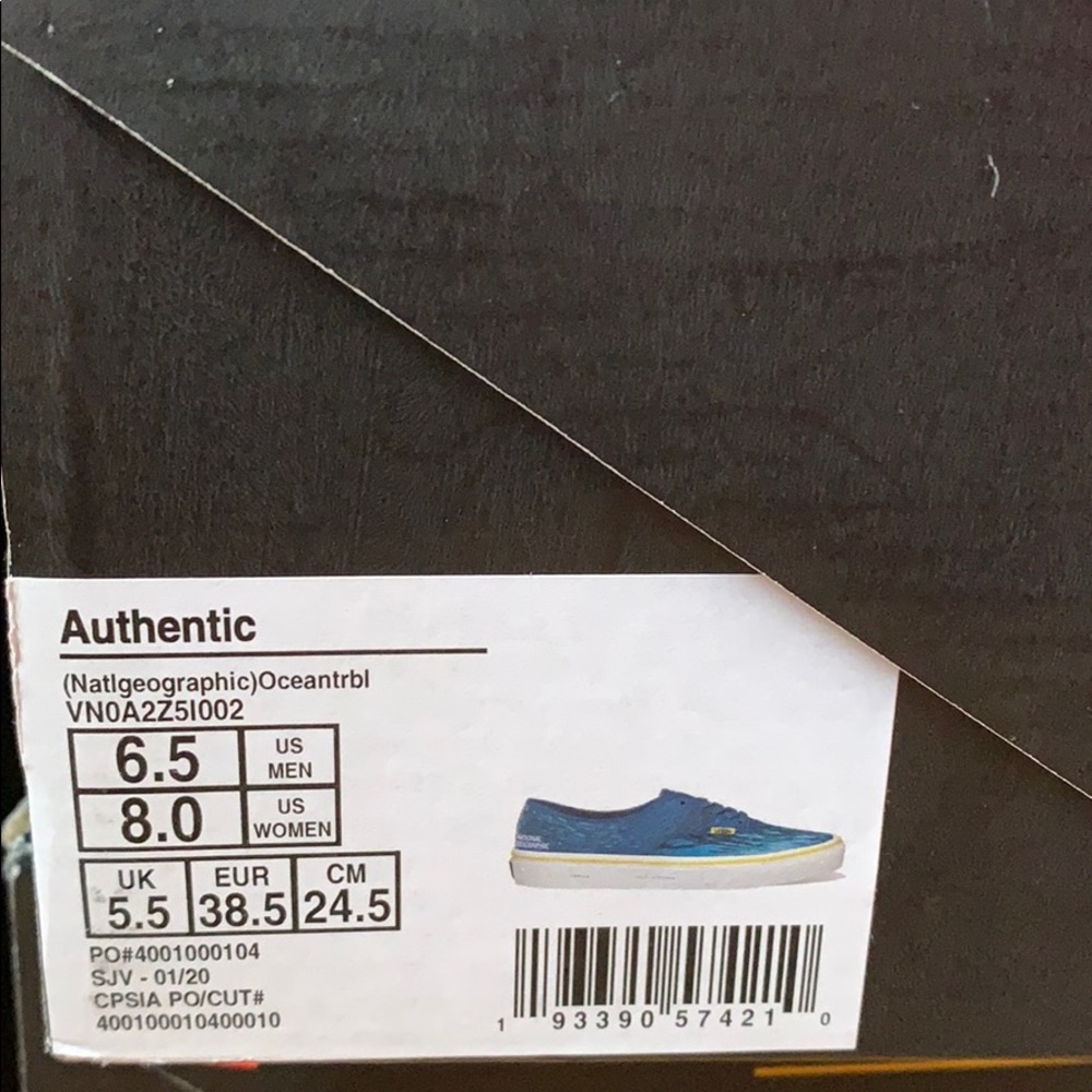 Authentic - Picture 8 of 12